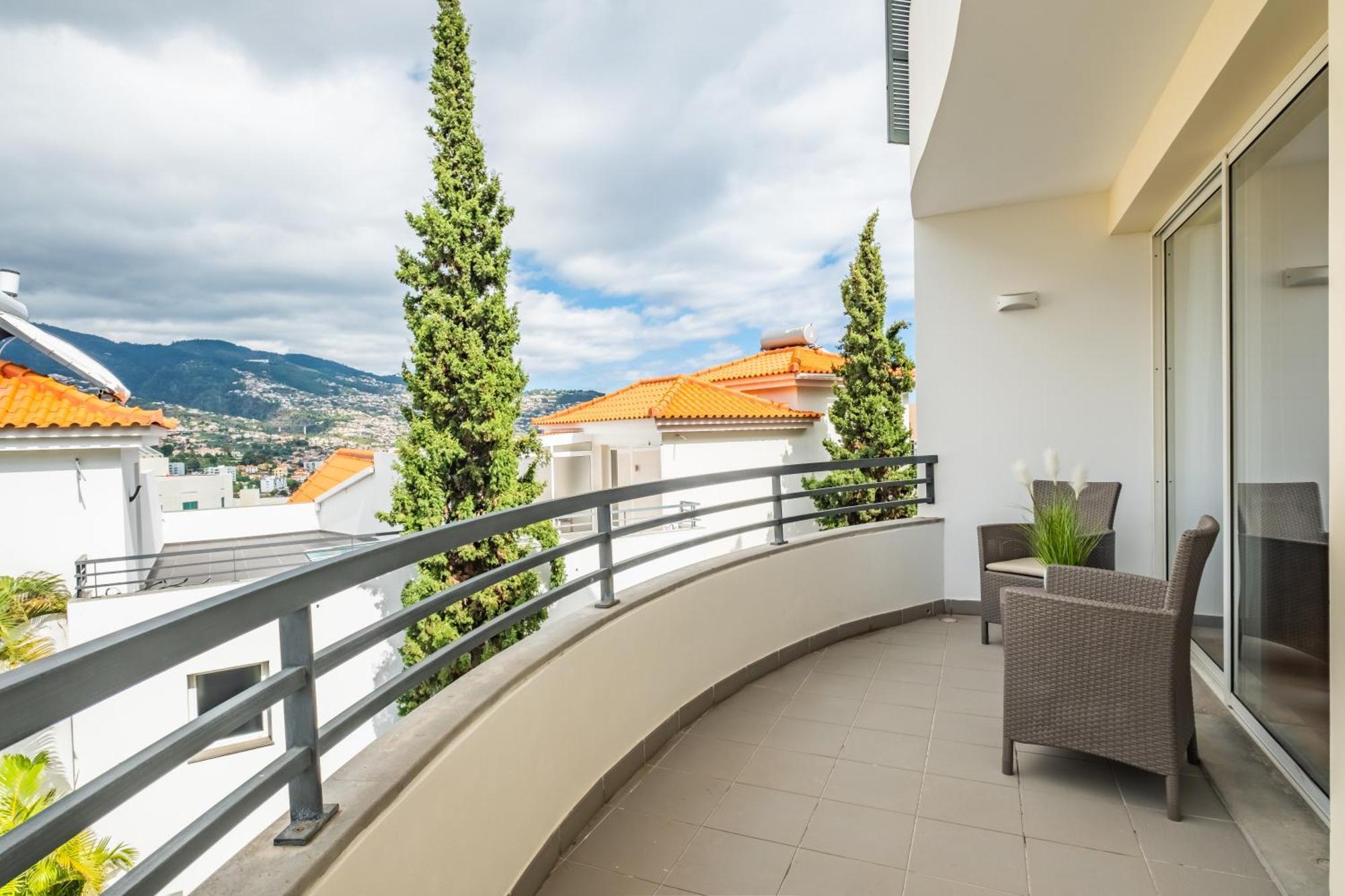 Sun Hills Panoramic Views Villa Funchal  Eksteriør billede